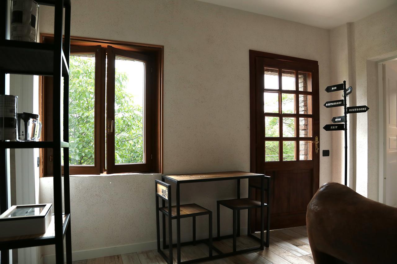 Bed and Breakfast La Maesta' à Langhirano Extérieur photo